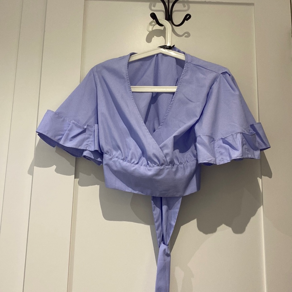 Nasty gal cropped blouse